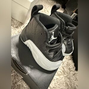 Jordan Kids Black and Gray Sneakers